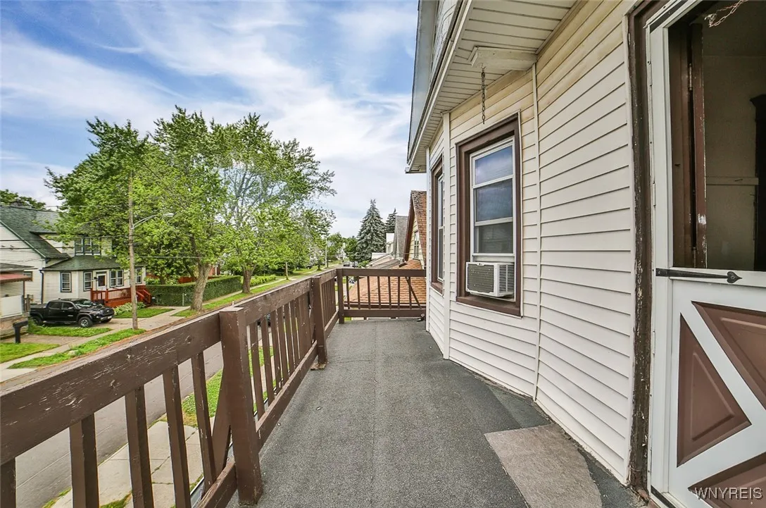 132 Ryan Street, Buffalo, New York 14210, Buffalo, New York 14210, 6 Bedrooms Bedrooms, ,3 BathroomsBathrooms,Residential,For Sale,132 Ryan Street, Buffalo, New York 14210,0,B1634689