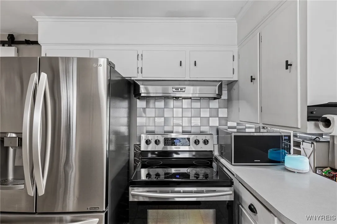 15 Cleveland Place, Lockport City, New York 14094, Lockport City, New York 14094, 3 Bedrooms Bedrooms, 6 Rooms Rooms,1 BathroomBathrooms,Residential,For Sale,15 Cleveland Place, Lockport City, New York 14094,0,B1634415