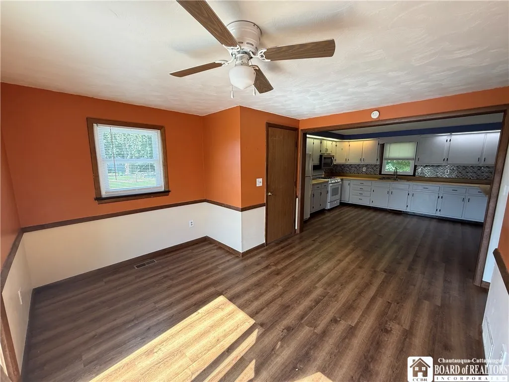 3311 Us-20, Sheridan, New York 14135, Sheridan, New York 14135, 3 Bedrooms Bedrooms, 6 Rooms Rooms,1 BathroomBathrooms,Residential,For Sale,3311 Us-20, Sheridan, New York 14135,0,R1634478