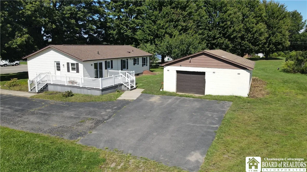 3311 Us-20, Sheridan, New York 14135, Sheridan, New York 14135, 3 Bedrooms Bedrooms, 6 Rooms Rooms,1 BathroomBathrooms,Residential,For Sale,3311 Us-20, Sheridan, New York 14135,0,R1634478