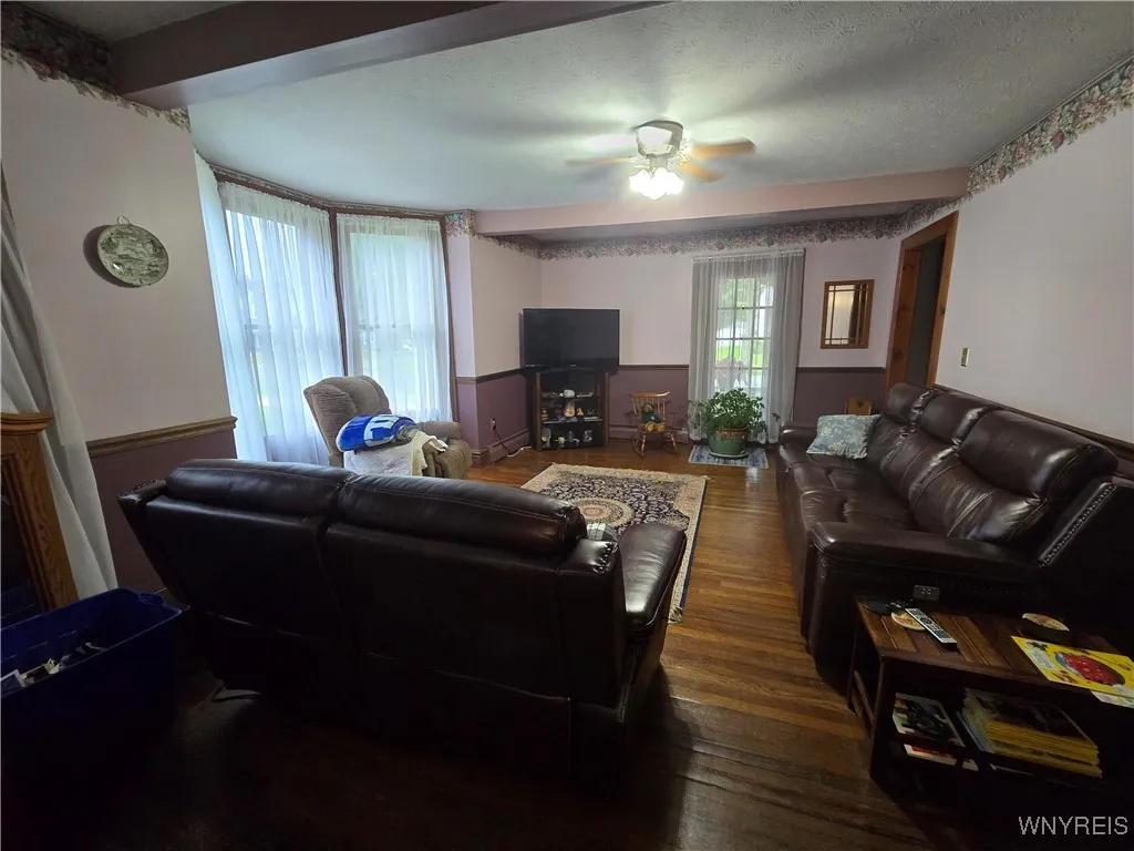 38 South Street, Cuba, New York 14727, Cuba, New York 14727, 3 Bedrooms Bedrooms, 9 Rooms Rooms,3 BathroomsBathrooms,Residential,For Sale,38 South Street, Cuba, New York 14727,0,B1634585