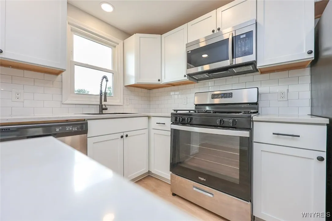 862 Falcon Drive, Lancaster, New York 14043, Lancaster, New York 14043, 3 Bedrooms Bedrooms, 5 Rooms Rooms,1 BathroomBathrooms,Residential Lease,For Rent,862 Falcon Drive, Lancaster, New York 14043,0,B1634521