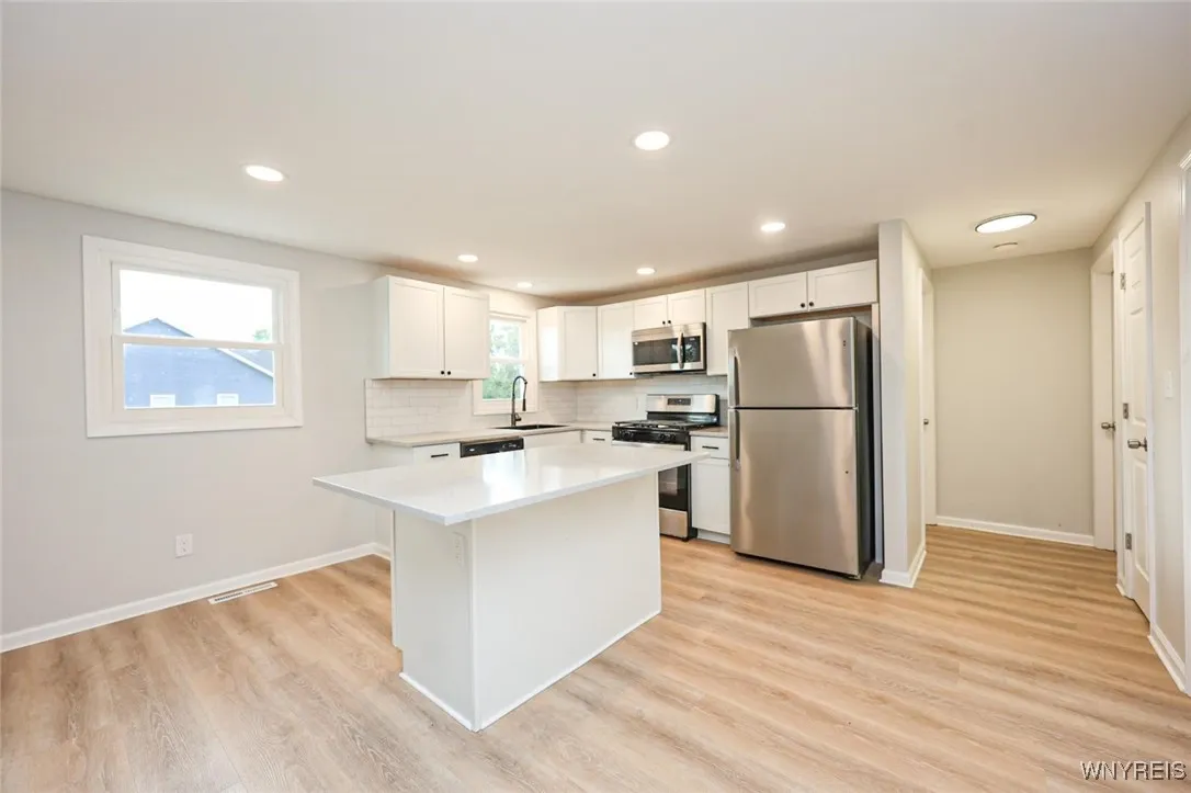 862 Falcon Drive, Lancaster, New York 14043, Lancaster, New York 14043, 3 Bedrooms Bedrooms, 5 Rooms Rooms,1 BathroomBathrooms,Residential Lease,Closed,862 Falcon Drive, Lancaster, New York 14043,0,B1634521