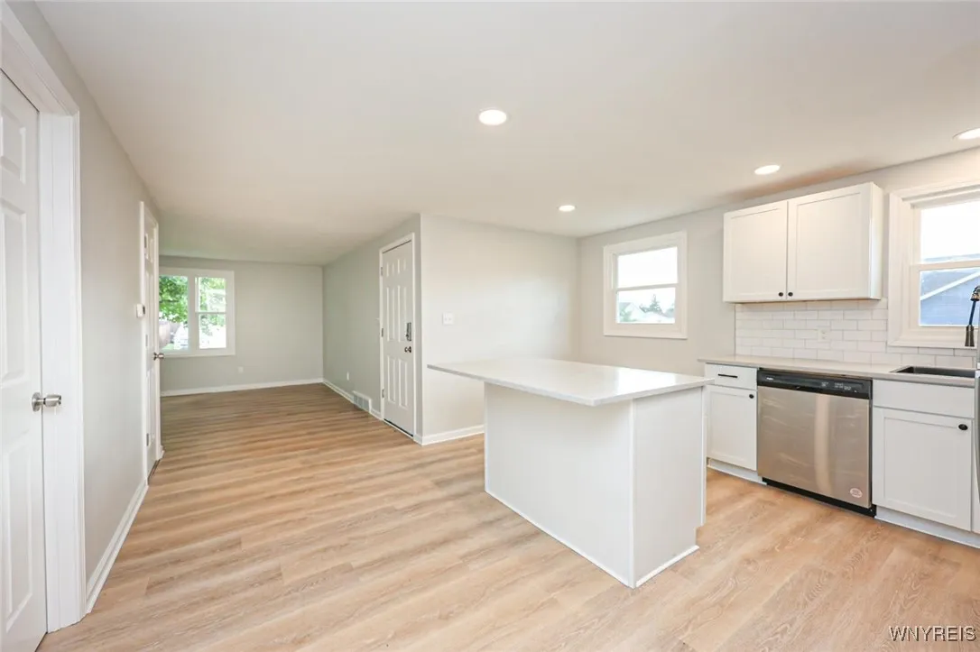 862 Falcon Drive, Lancaster, New York 14043, Lancaster, New York 14043, 3 Bedrooms Bedrooms, 5 Rooms Rooms,1 BathroomBathrooms,Residential Lease,For Rent,862 Falcon Drive, Lancaster, New York 14043,0,B1634521