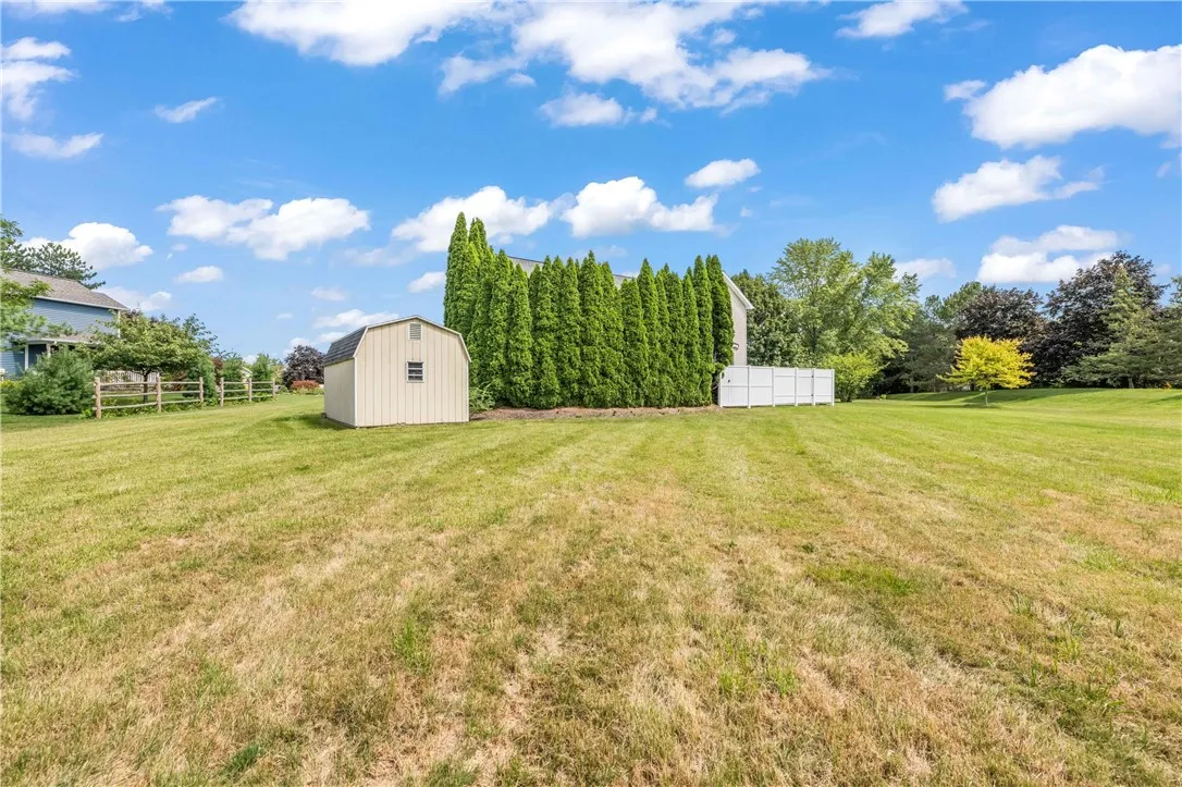 7 Homestead Vw, Chili, New York 14624, Chili, New York 14624, 5 Bedrooms Bedrooms, 11 Rooms Rooms,2 BathroomsBathrooms,Residential,For Sale,7 Homestead Vw, Chili, New York 14624,0,R1634477