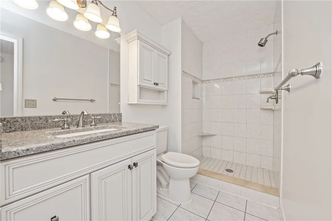 7 Homestead Vw, Chili, New York 14624, Chili, New York 14624, 5 Bedrooms Bedrooms, 11 Rooms Rooms,2 BathroomsBathrooms,Residential,For Sale,7 Homestead Vw, Chili, New York 14624,0,R1634477