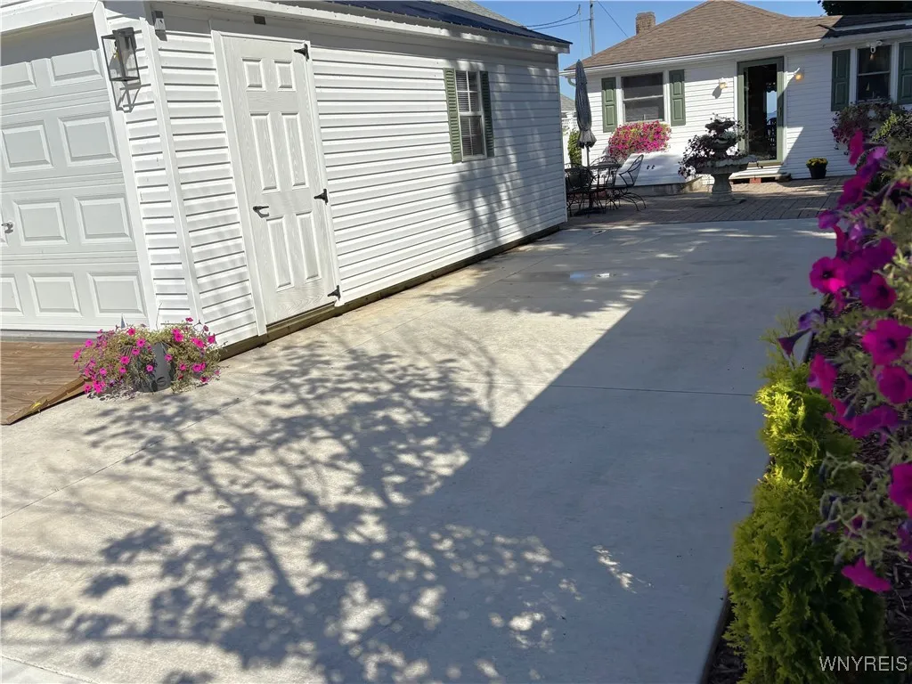 5669 West, Newfane, New York 14126, Newfane, New York 14126, 1 Bedroom Bedrooms, 5 Rooms Rooms,1 BathroomBathrooms,Residential,For Sale,5669 West, Newfane, New York 14126,0,B1634654