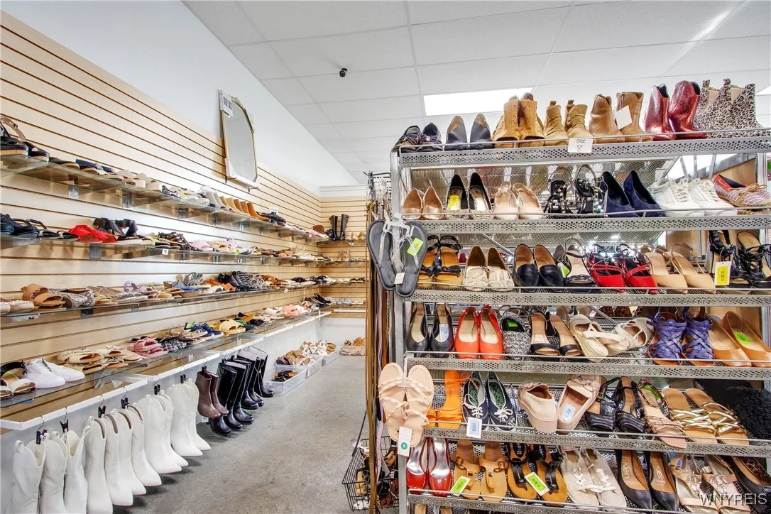 13394 Broadway Street, Alden, New York 14004, Alden, New York 14004, ,Commercial Sale,For Sale,13394 Broadway Street, Alden, New York 14004,0,B1634211