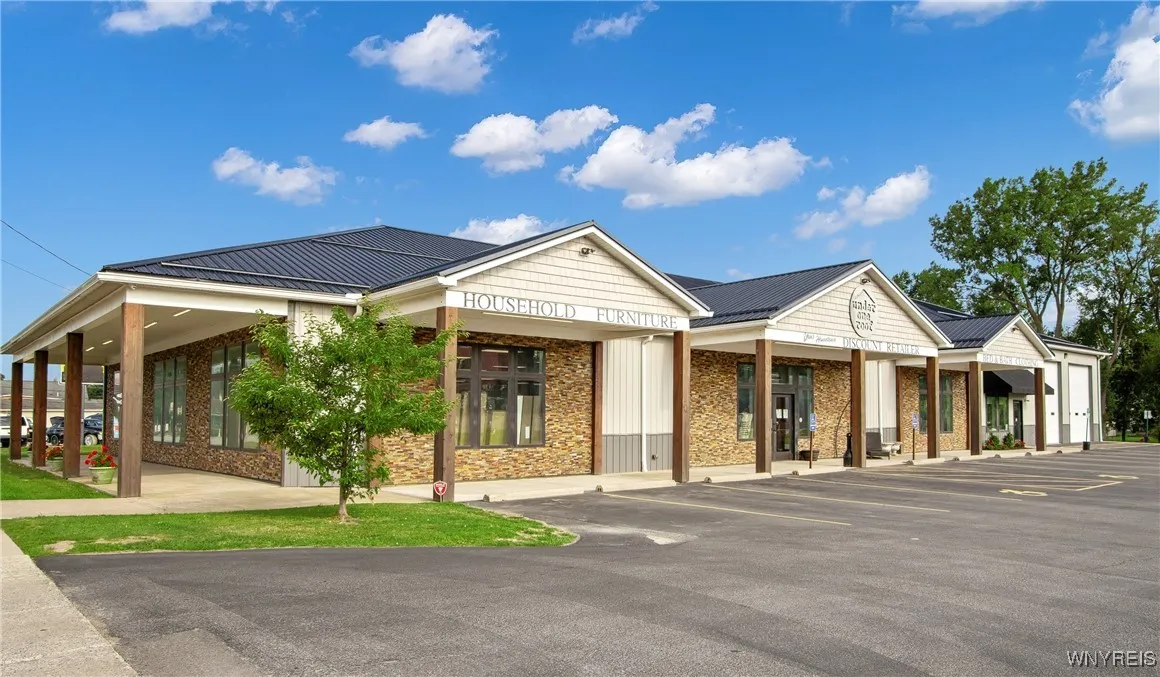 13394 Broadway Street, Alden, New York 14004, Alden, New York 14004, ,Commercial Sale,For Sale,13394 Broadway Street, Alden, New York 14004,0,B1634211