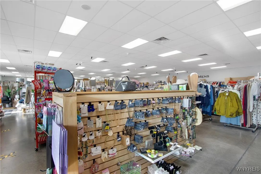 13394 Broadway Street, Alden, New York 14004, Alden, New York 14004, ,Commercial Sale,For Sale,13394 Broadway Street, Alden, New York 14004,0,B1634211