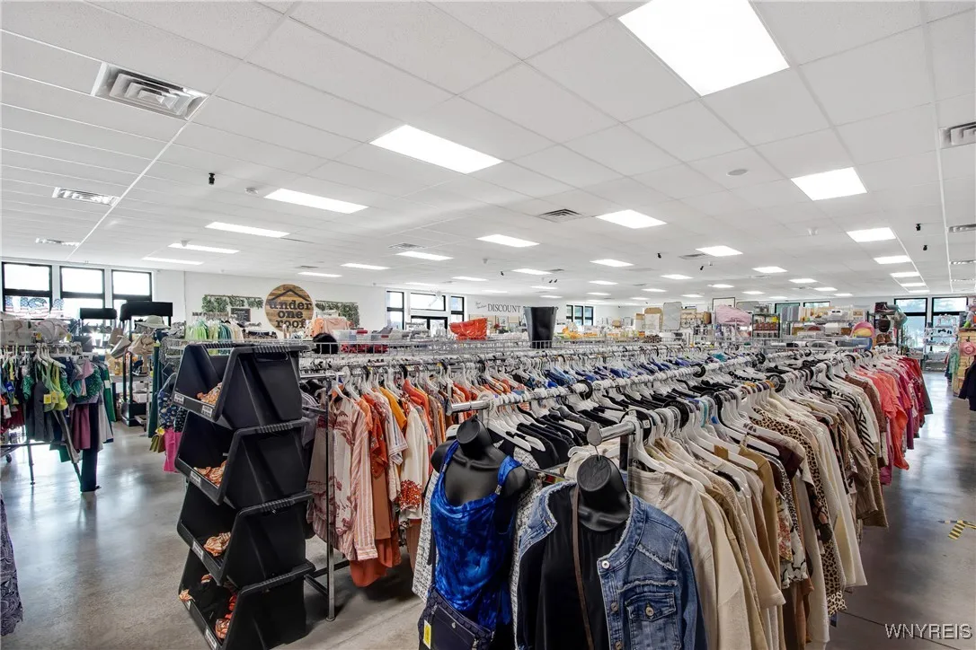 13394 Broadway Street, Alden, New York 14004, Alden, New York 14004, ,Commercial Sale,For Sale,13394 Broadway Street, Alden, New York 14004,0,B1634211