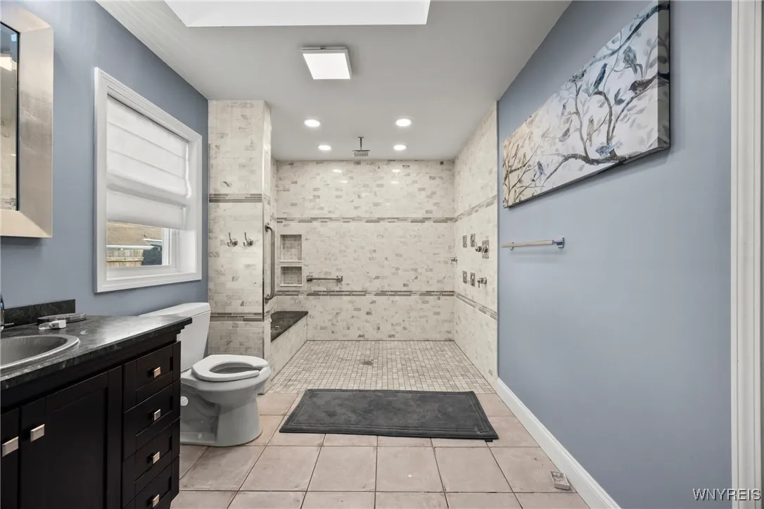 14 Calvin Court North, Tonawanda, New York 14150, Tonawanda, New York 14150, 4 Bedrooms Bedrooms, 8 Rooms Rooms,2 BathroomsBathrooms,Residential,For Sale,14 Calvin Court North, Tonawanda, New York 14150,0,B1634727