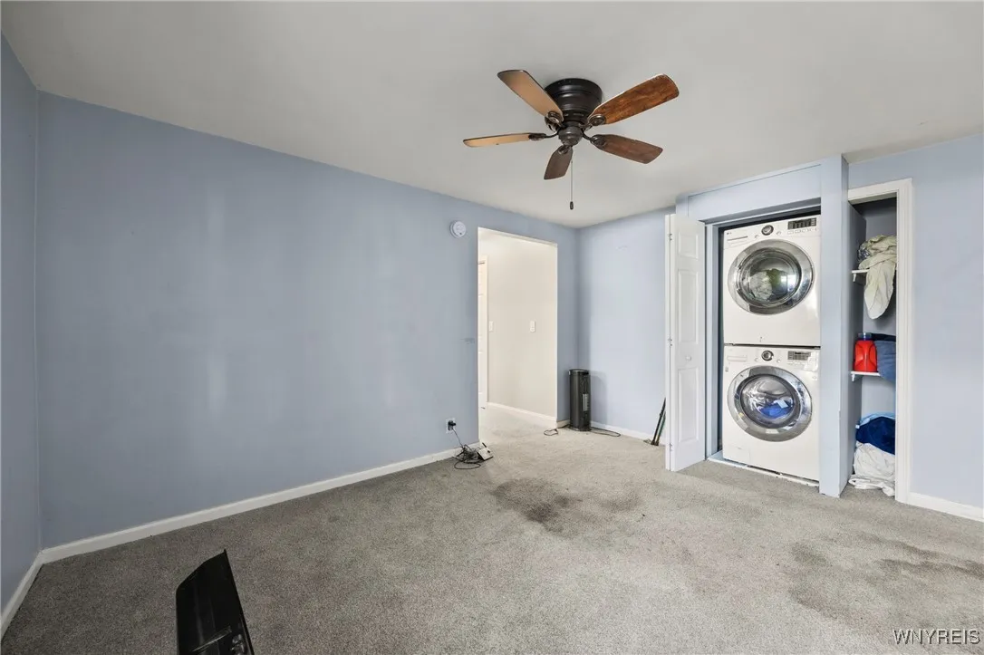 14 Calvin Court North, Tonawanda, New York 14150, Tonawanda, New York 14150, 4 Bedrooms Bedrooms, 8 Rooms Rooms,2 BathroomsBathrooms,Residential,For Sale,14 Calvin Court North, Tonawanda, New York 14150,0,B1634727