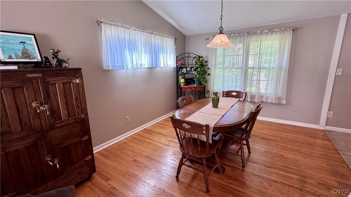 127 Winding Way, Camillus, New York 13031, Camillus, New York 13031, 4 Bedrooms Bedrooms, 9 Rooms Rooms,2 BathroomsBathrooms,Residential,Closed,127 Winding Way, Camillus, New York 13031,0,S1634624