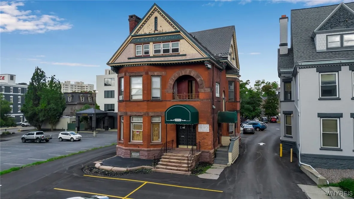 1152 Main Street, Buffalo, New York 14209, Buffalo, New York 14209, ,Commercial Sale,For Sale,1152 Main Street, Buffalo, New York 14209,0,B1634763