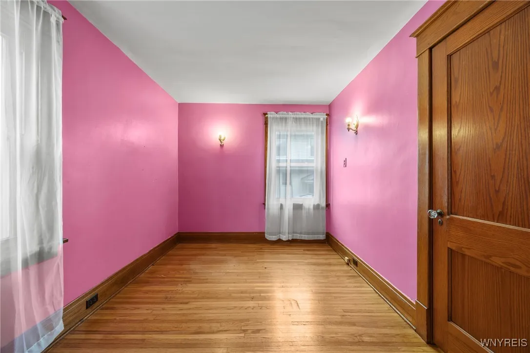 110 Mill Street, Amherst, New York 14221, Amherst, New York 14221, 4 Bedrooms Bedrooms, 7 Rooms Rooms,1 BathroomBathrooms,Residential,For Sale,110 Mill Street, Amherst, New York 14221,0,B1634696