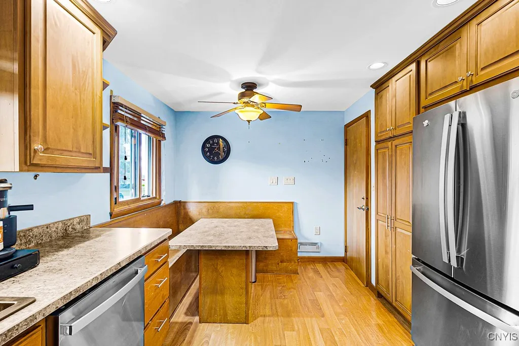 59 Bedford Dr, Whitestown, New York 13492, Whitestown, New York 13492, 3 Bedrooms Bedrooms, 8 Rooms Rooms,2 BathroomsBathrooms,Residential,Closed,59 Bedford Dr, Whitestown, New York 13492,0,S1633687