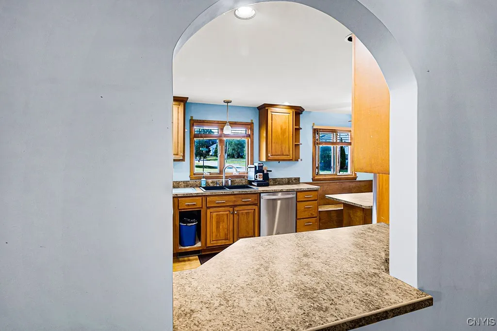 59 Bedford Dr, Whitestown, New York 13492, Whitestown, New York 13492, 3 Bedrooms Bedrooms, 8 Rooms Rooms,2 BathroomsBathrooms,Residential,Closed,59 Bedford Dr, Whitestown, New York 13492,0,S1633687