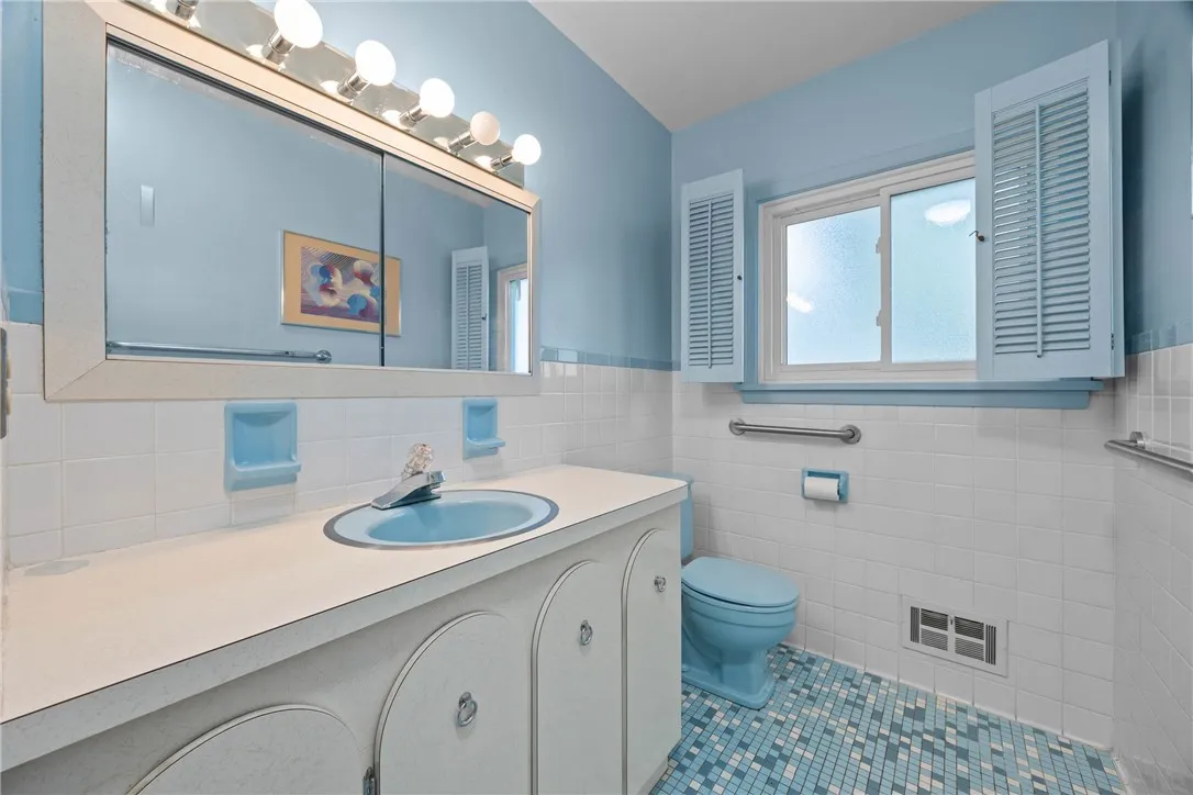 11 Spier Avenue, Brighton, New York 14620, Brighton, New York 14620, 3 Bedrooms Bedrooms, 7 Rooms Rooms,2 BathroomsBathrooms,Residential,Closed,11 Spier Avenue, Brighton, New York 14620,0,R1633955