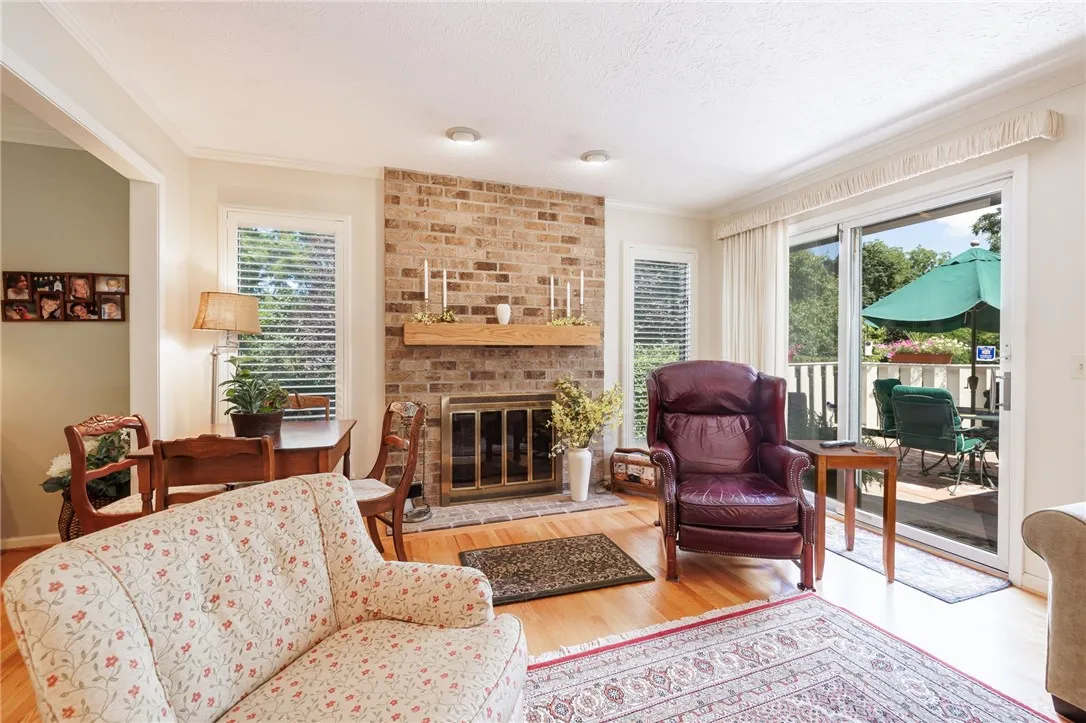 2 Village Grove, Pittsford, New York 14534, Pittsford, New York 14534, 3 Bedrooms Bedrooms, 7 Rooms Rooms,2 BathroomsBathrooms,Residential,Closed,2 Village Grove, Pittsford, New York 14534,0,R1630942