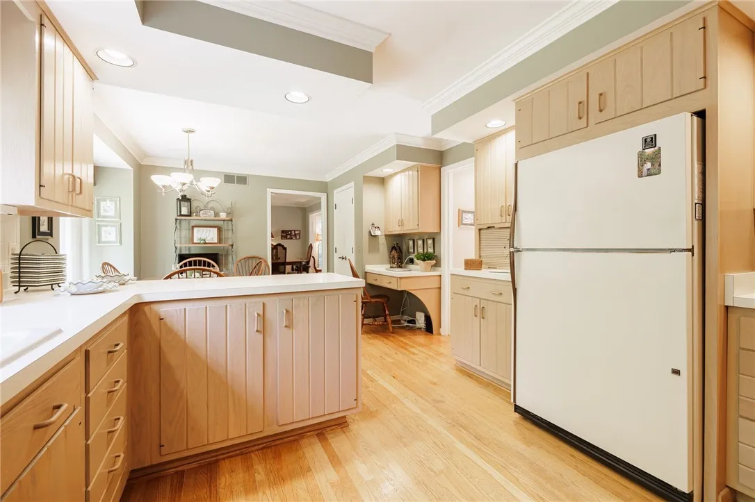 2 Village Grove, Pittsford, New York 14534, Pittsford, New York 14534, 3 Bedrooms Bedrooms, 7 Rooms Rooms,2 BathroomsBathrooms,Residential,Closed,2 Village Grove, Pittsford, New York 14534,0,R1630942