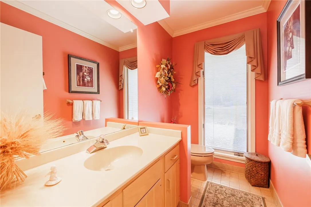 2 Village Grove, Pittsford, New York 14534, Pittsford, New York 14534, 3 Bedrooms Bedrooms, 7 Rooms Rooms,2 BathroomsBathrooms,Residential,Closed,2 Village Grove, Pittsford, New York 14534,0,R1630942