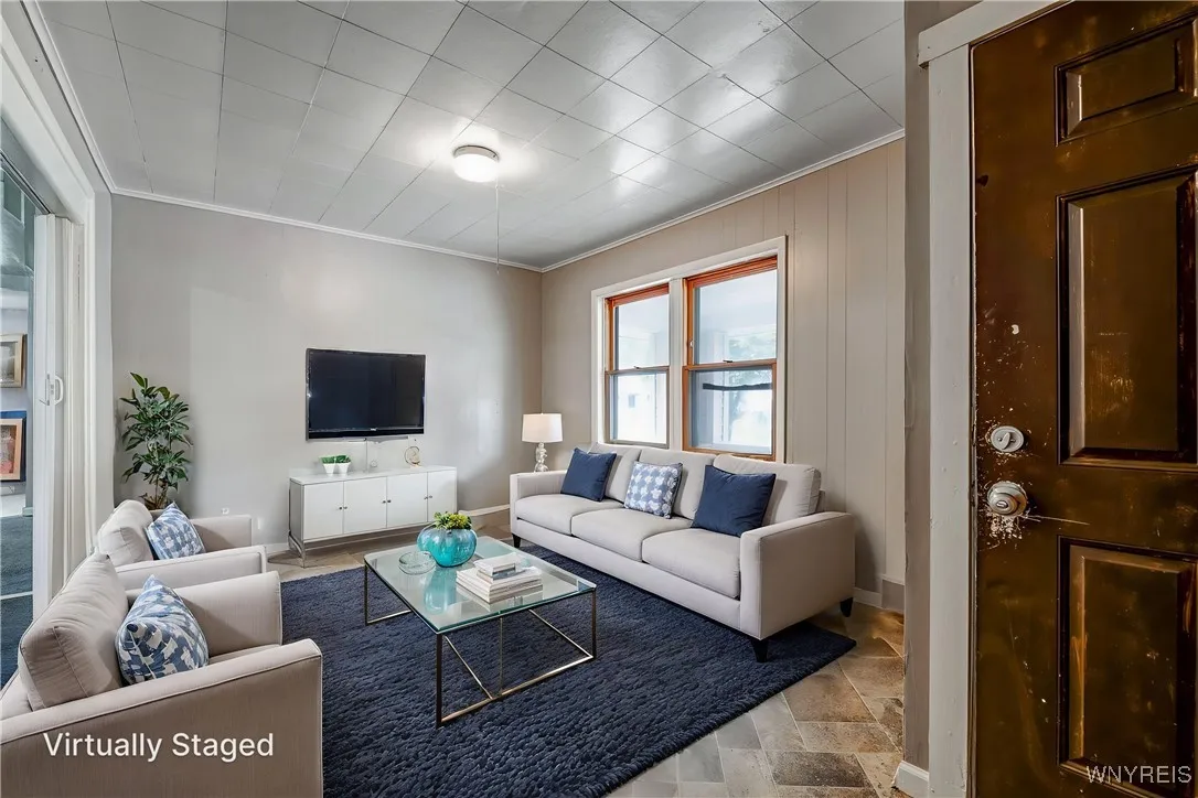 1299 Kensington Avenue, Buffalo, New York 14215, Buffalo, New York 14215, 3 Bedrooms Bedrooms, ,2 BathroomsBathrooms,Residential,For Sale,1299 Kensington Avenue, Buffalo, New York 14215,0,B1634784