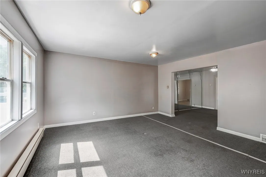 1299 Kensington Avenue, Buffalo, New York 14215, Buffalo, New York 14215, 3 Bedrooms Bedrooms, ,2 BathroomsBathrooms,Residential,For Sale,1299 Kensington Avenue, Buffalo, New York 14215,0,B1634784