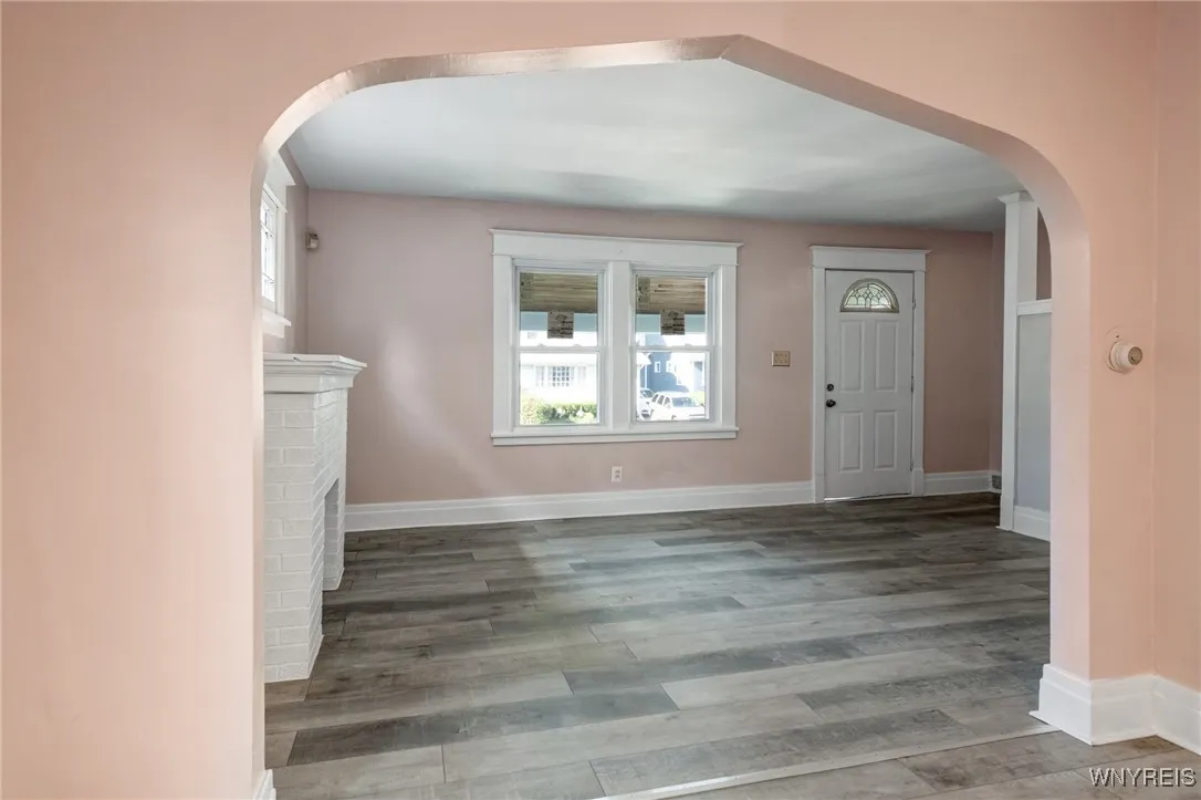 559 East Amherst Street, Buffalo, New York 14215, Buffalo, New York 14215, 4 Bedrooms Bedrooms, 7 Rooms Rooms,2 BathroomsBathrooms,Residential,For Sale,559 East Amherst Street, Buffalo, New York 14215,0,B1634786