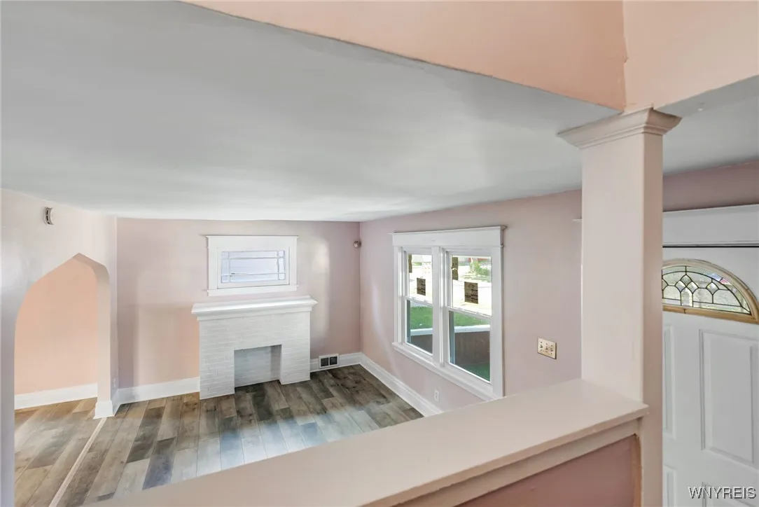 559 East Amherst Street, Buffalo, New York 14215, Buffalo, New York 14215, 4 Bedrooms Bedrooms, 7 Rooms Rooms,2 BathroomsBathrooms,Residential,For Sale,559 East Amherst Street, Buffalo, New York 14215,0,B1634786