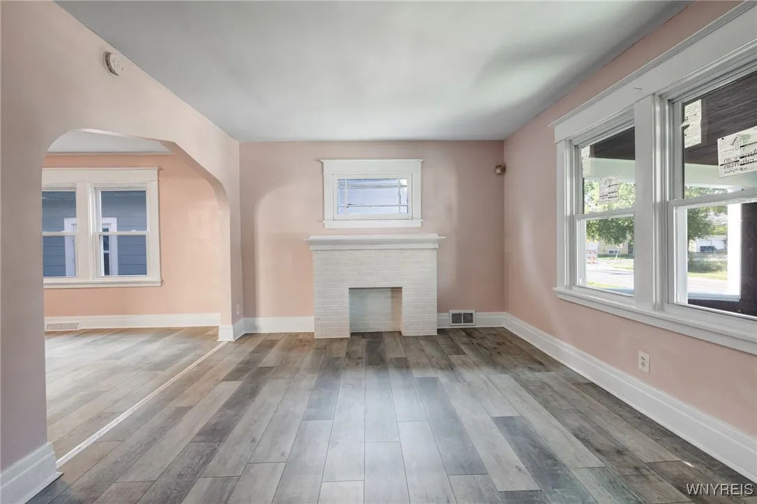 559 East Amherst Street, Buffalo, New York 14215, Buffalo, New York 14215, 4 Bedrooms Bedrooms, 7 Rooms Rooms,2 BathroomsBathrooms,Residential,For Sale,559 East Amherst Street, Buffalo, New York 14215,0,B1634786