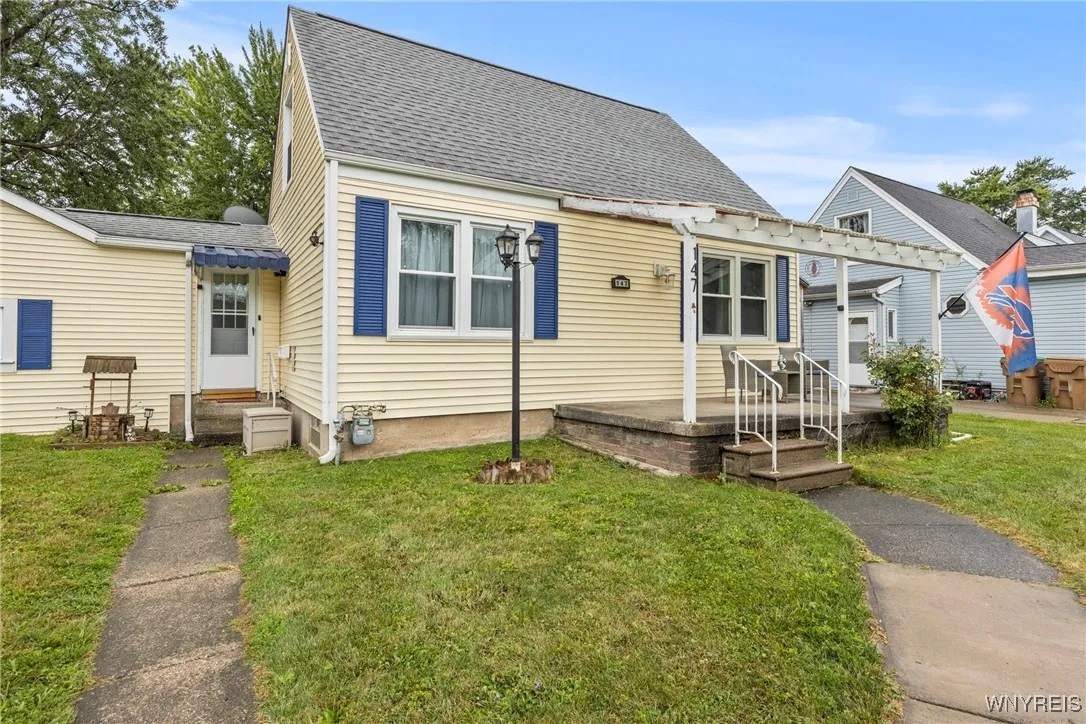 147 Central Boulevard, Cheektowaga, New York 14225, Cheektowaga, New York 14225, 3 Bedrooms Bedrooms, 6 Rooms Rooms,1 BathroomBathrooms,Residential,For Sale,147 Central Boulevard, Cheektowaga, New York 14225,0,B1634698