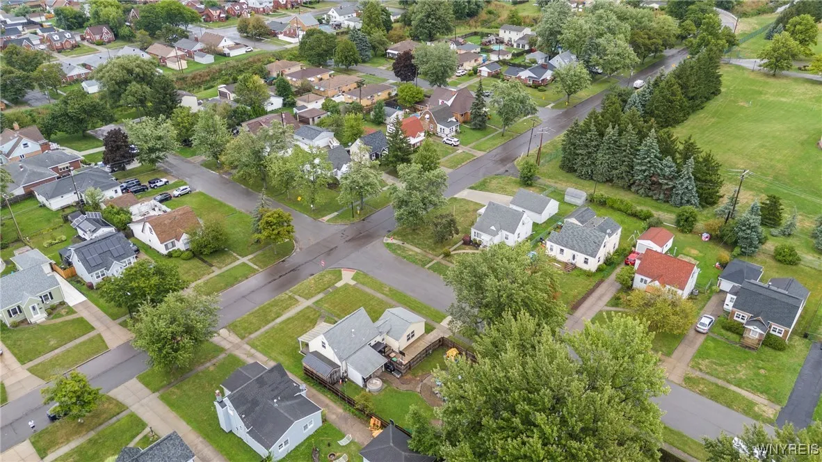 147 Central Boulevard, Cheektowaga, New York 14225, Cheektowaga, New York 14225, 3 Bedrooms Bedrooms, 6 Rooms Rooms,1 BathroomBathrooms,Residential,For Sale,147 Central Boulevard, Cheektowaga, New York 14225,0,B1634698
