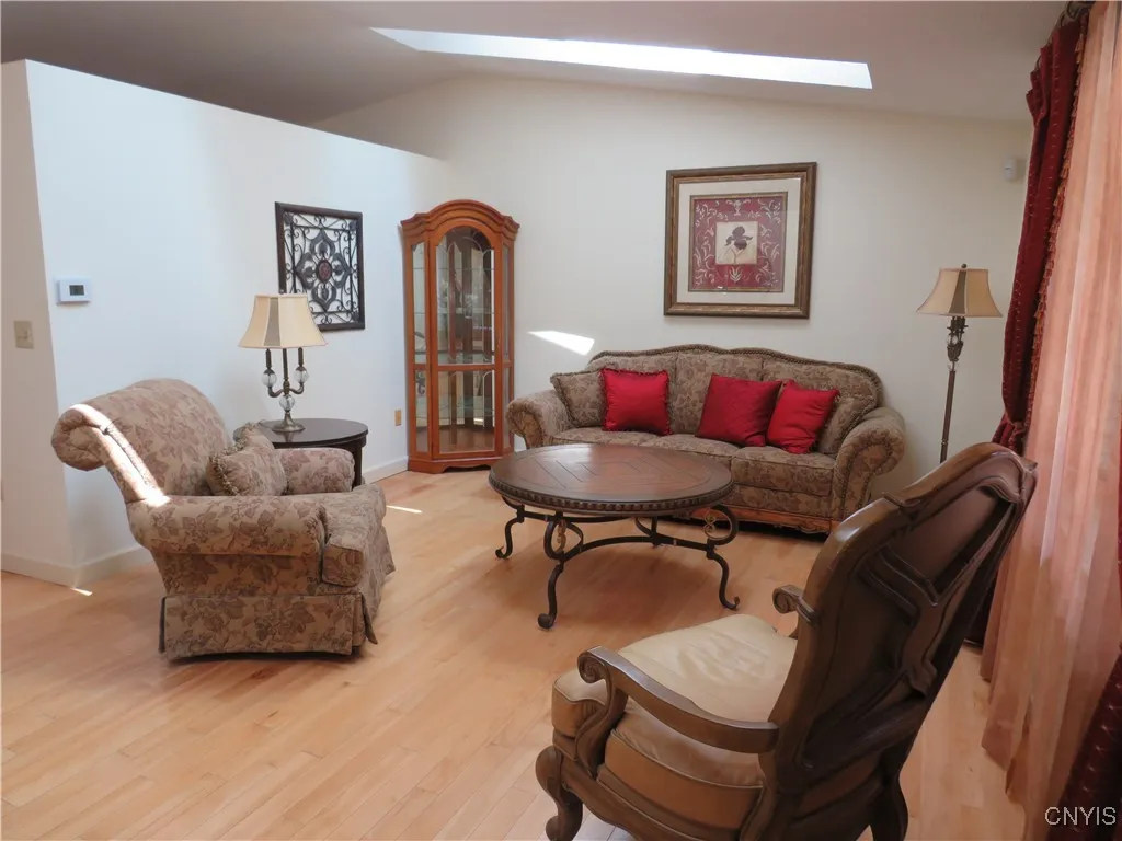 474 Foxwood Terrace, Oneida, New York 13421, Oneida, New York 13421, 3 Bedrooms Bedrooms, 10 Rooms Rooms,2 BathroomsBathrooms,Residential,Closed,474 Foxwood Terrace, Oneida, New York 13421,0,S1626405