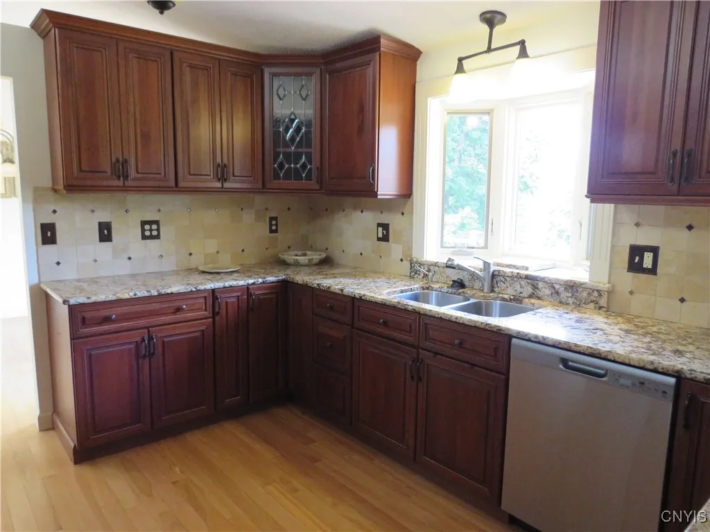 474 Foxwood Terrace, Oneida, New York 13421, Oneida, New York 13421, 3 Bedrooms Bedrooms, 10 Rooms Rooms,2 BathroomsBathrooms,Residential,Closed,474 Foxwood Terrace, Oneida, New York 13421,0,S1626405