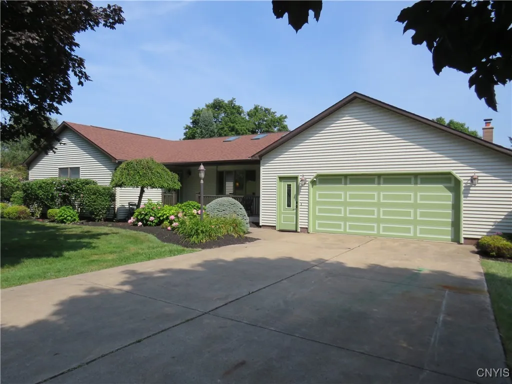 474 Foxwood Terrace, Oneida, New York 13421, Oneida, New York 13421, 3 Bedrooms Bedrooms, 10 Rooms Rooms,2 BathroomsBathrooms,Residential,Closed,474 Foxwood Terrace, Oneida, New York 13421,0,S1626405