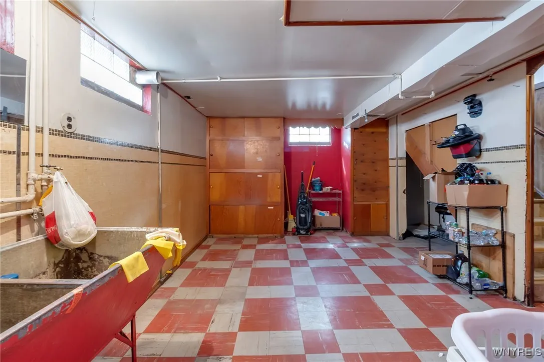 11 Santin Drive, Cheektowaga, New York 14225, Cheektowaga, New York 14225, 3 Bedrooms Bedrooms, 8 Rooms Rooms,2 BathroomsBathrooms,Residential,Closed,11 Santin Drive, Cheektowaga, New York 14225,0,B1632233