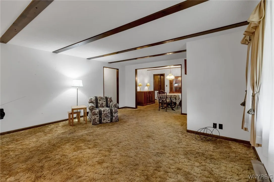 11 Santin Drive, Cheektowaga, New York 14225, Cheektowaga, New York 14225, 3 Bedrooms Bedrooms, 8 Rooms Rooms,2 BathroomsBathrooms,Residential,Closed,11 Santin Drive, Cheektowaga, New York 14225,0,B1632233