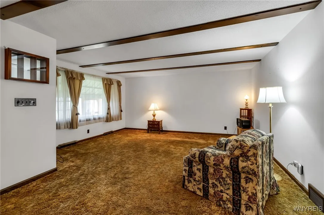 11 Santin Drive, Cheektowaga, New York 14225, Cheektowaga, New York 14225, 3 Bedrooms Bedrooms, 8 Rooms Rooms,2 BathroomsBathrooms,Residential,Closed,11 Santin Drive, Cheektowaga, New York 14225,0,B1632233