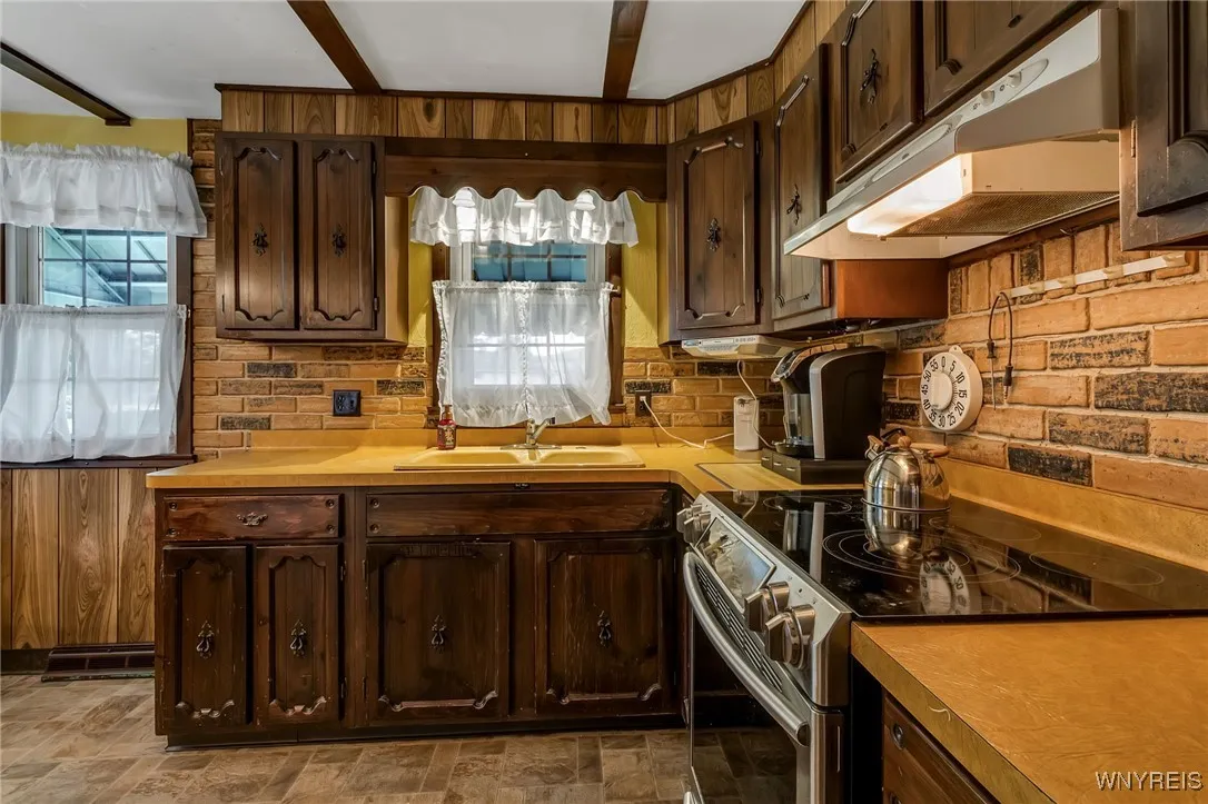 11 Santin Drive, Cheektowaga, New York 14225, Cheektowaga, New York 14225, 3 Bedrooms Bedrooms, 8 Rooms Rooms,2 BathroomsBathrooms,Residential,Closed,11 Santin Drive, Cheektowaga, New York 14225,0,B1632233