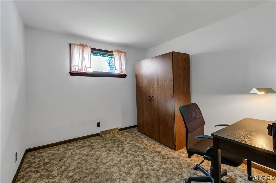 11 Santin Drive, Cheektowaga, New York 14225, Cheektowaga, New York 14225, 3 Bedrooms Bedrooms, 8 Rooms Rooms,2 BathroomsBathrooms,Residential,Closed,11 Santin Drive, Cheektowaga, New York 14225,0,B1632233
