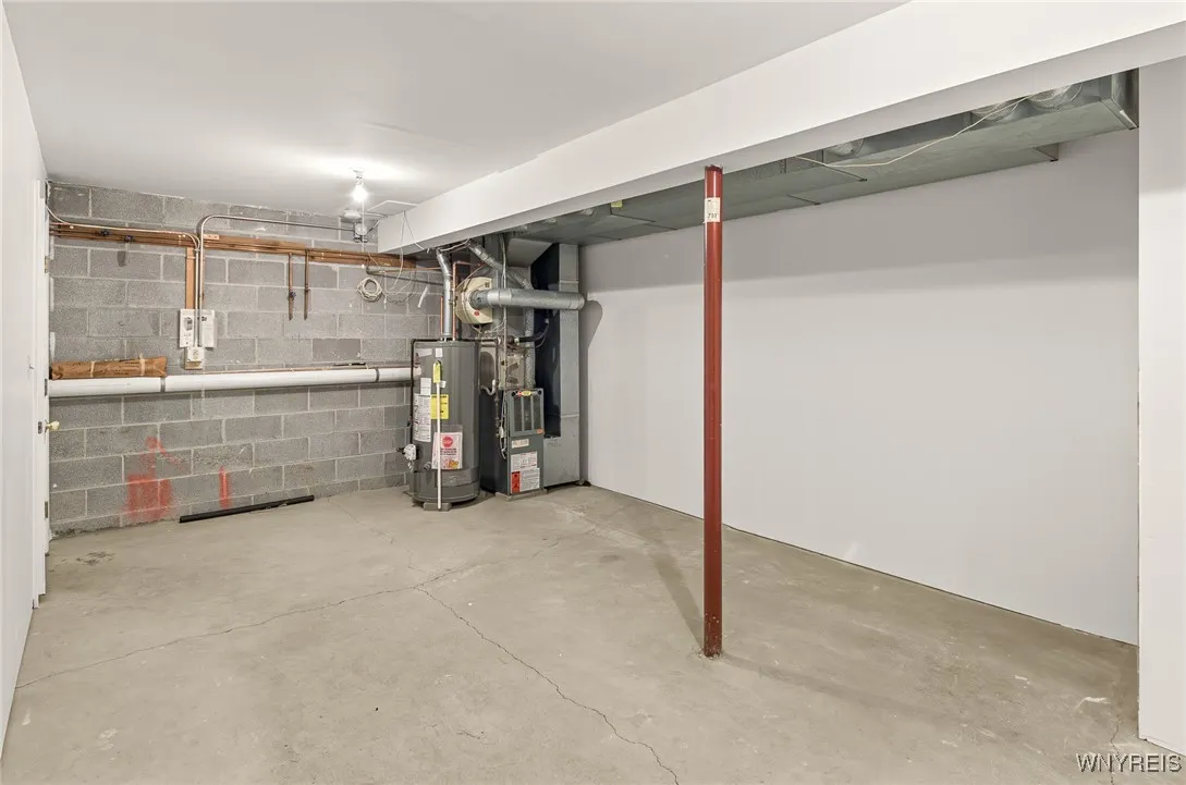 930 Hopkins Road H, Amherst, New York 14221, Amherst, New York 14221, 2 Bedrooms Bedrooms, 5 Rooms Rooms,2 BathroomsBathrooms,Residential,For Sale,930 Hopkins Road H, Amherst, New York 14221,0,B1634543