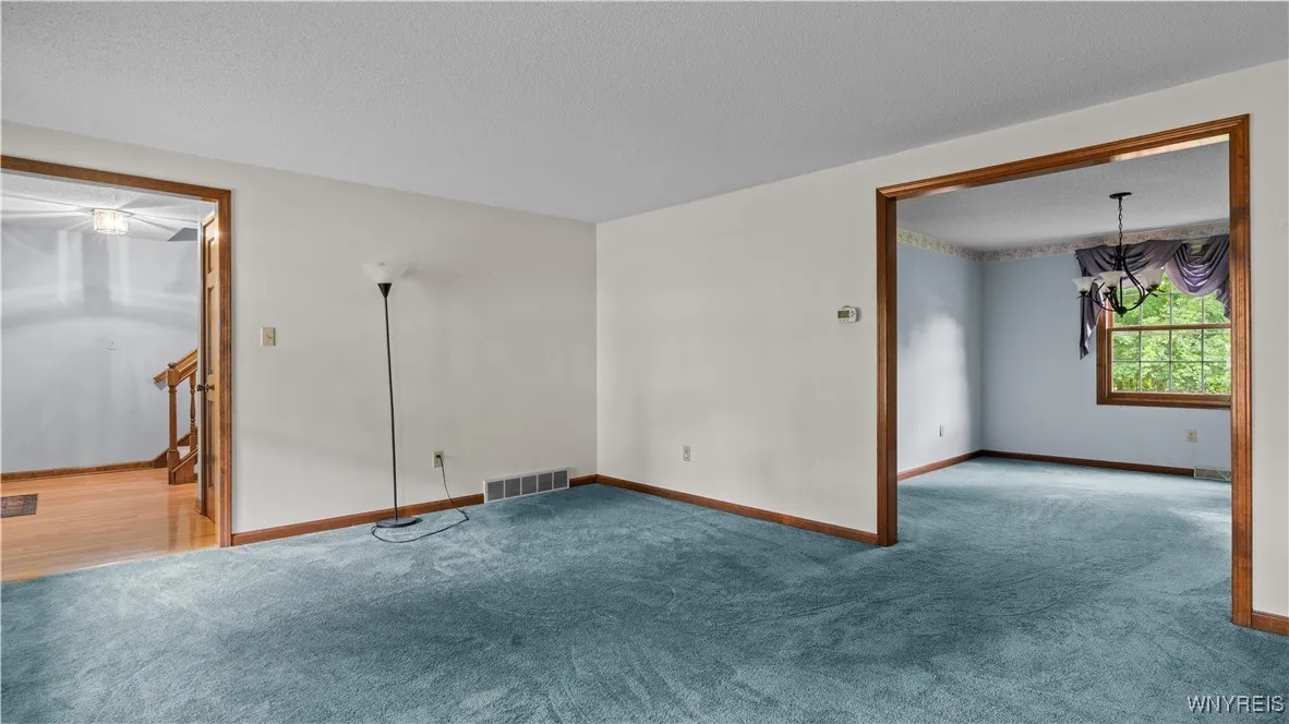 131 Daven Drive, Amherst, New York 14068, Amherst, New York 14068, 3 Bedrooms Bedrooms, 7 Rooms Rooms,1 BathroomBathrooms,Residential,Closed,131 Daven Drive, Amherst, New York 14068,0,B1634695