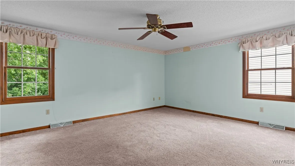 131 Daven Drive, Amherst, New York 14068, Amherst, New York 14068, 3 Bedrooms Bedrooms, 7 Rooms Rooms,1 BathroomBathrooms,Residential,Closed,131 Daven Drive, Amherst, New York 14068,0,B1634695