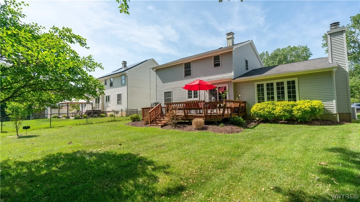 131 Daven Drive, Amherst, New York 14068, Amherst, New York 14068, 3 Bedrooms Bedrooms, 7 Rooms Rooms,1 BathroomBathrooms,Residential,Closed,131 Daven Drive, Amherst, New York 14068,0,B1634695