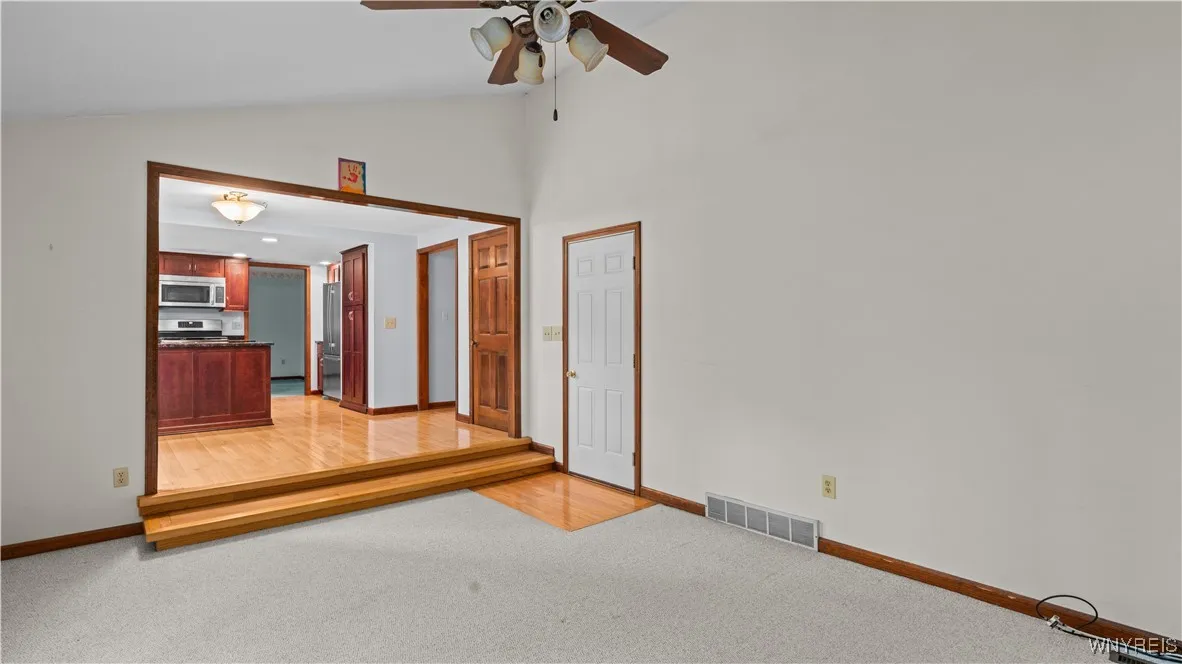 131 Daven Drive, Amherst, New York 14068, Amherst, New York 14068, 3 Bedrooms Bedrooms, 7 Rooms Rooms,1 BathroomBathrooms,Residential,Closed,131 Daven Drive, Amherst, New York 14068,0,B1634695