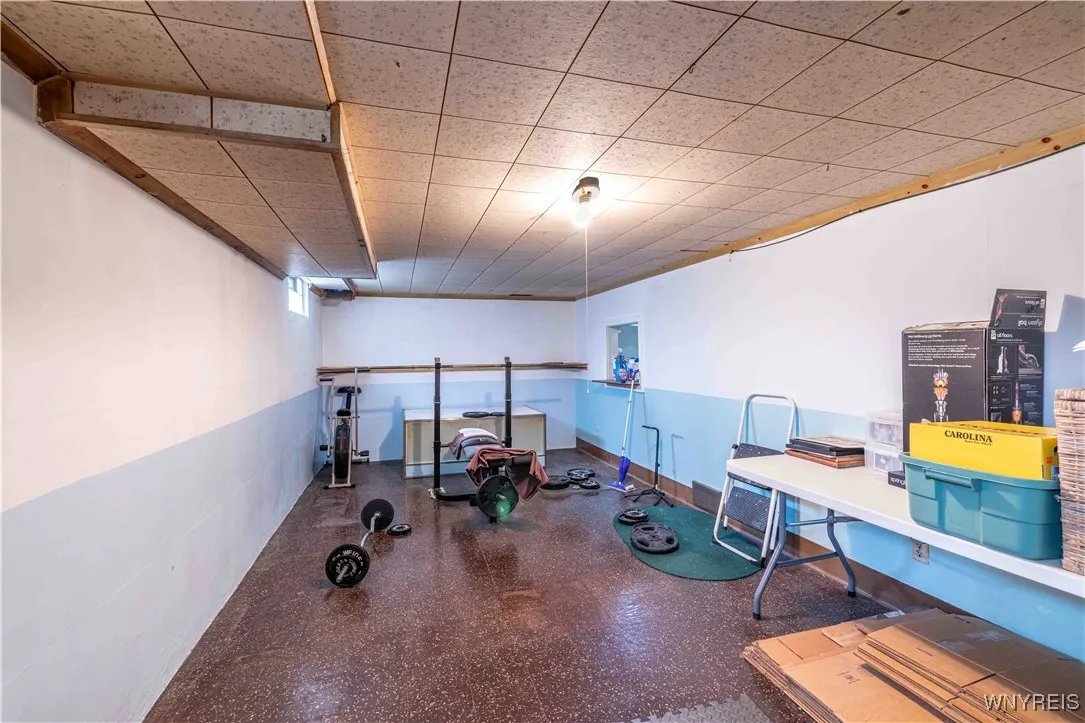 913 Tifft Street, Buffalo, New York 14220, Buffalo, New York 14220, 3 Bedrooms Bedrooms, 7 Rooms Rooms,1 BathroomBathrooms,Residential,For Sale,913 Tifft Street, Buffalo, New York 14220,0,B1631192