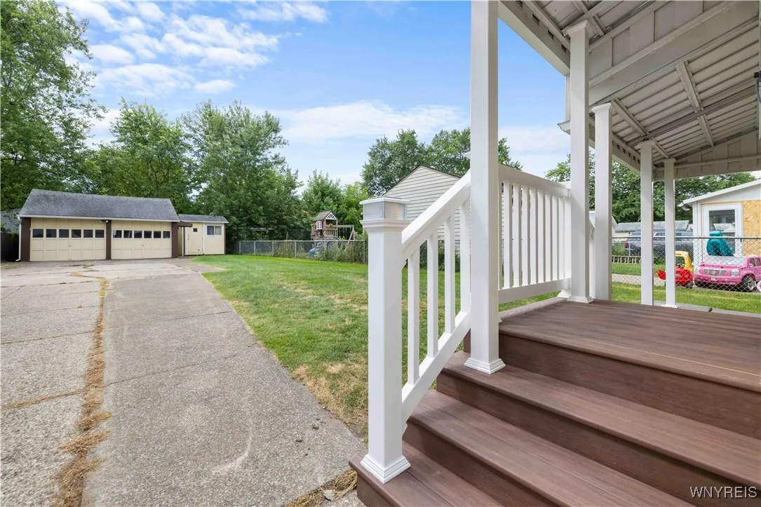 913 Tifft Street, Buffalo, New York 14220, Buffalo, New York 14220, 3 Bedrooms Bedrooms, 7 Rooms Rooms,1 BathroomBathrooms,Residential,Closed,913 Tifft Street, Buffalo, New York 14220,0,B1631192