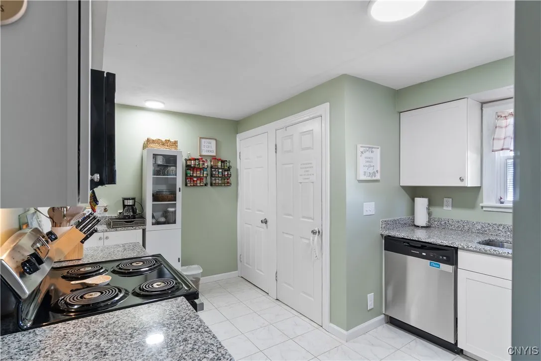 121 Herbert Street, Cicero, New York 13212, Cicero, New York 13212, 4 Bedrooms Bedrooms, 9 Rooms Rooms,1 BathroomBathrooms,Residential,For Sale,121 Herbert Street, Cicero, New York 13212,0,S1634092