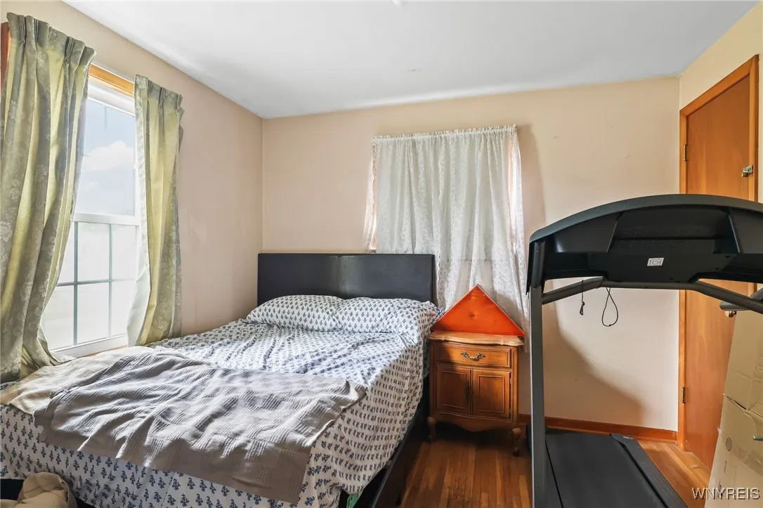 Bedroom 1 (1st floor)